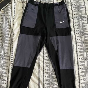 Nike joggers
